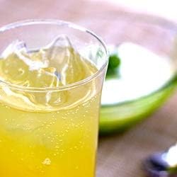 ARAKAKI Hirami Eight Shekwasha Liqueur 720ml (ALC.6%) - Tokyo Fresh Direct