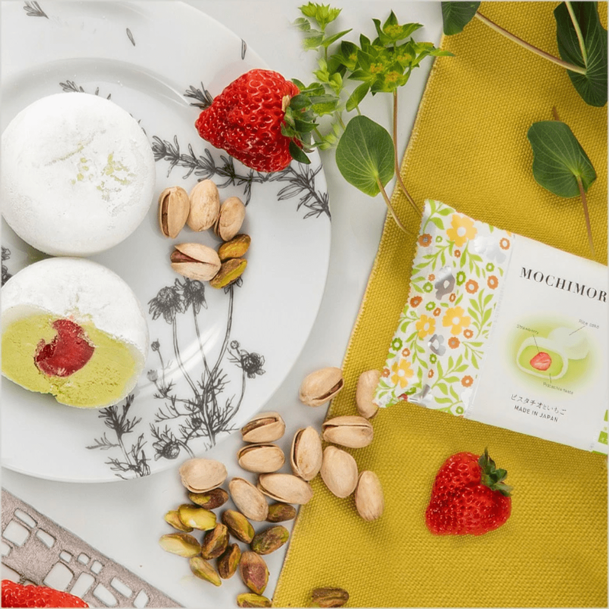 MOCHIMORE Pistachio & Strawberry Mochi Ice Cream - Tokyo Fresh Direct