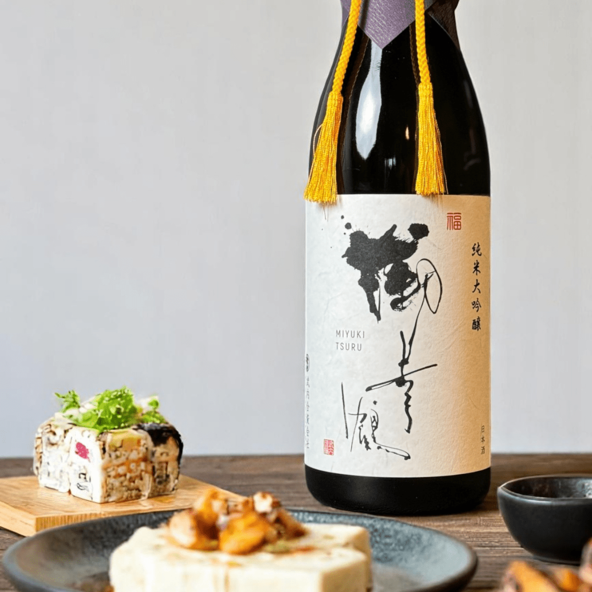 TAKEUCHIGOSHI Miyukitsuru Junmai Daiginjo Yamada Nishiki 35 720ml ABV.15% - Tokyo Fresh Direct