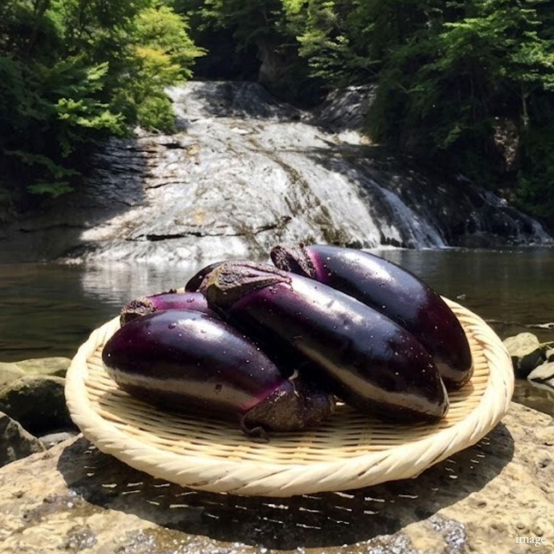 Aomori Sapphire Baby Eggplant – Approx. 200g | Tender Skin, Delicate Flavor & Bite-Sized Perfection