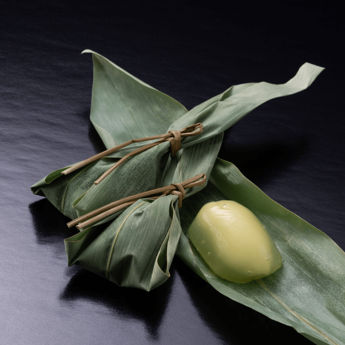 Custard Mochi in Bamboo Leaf 15pcs - Tokyo Fresh Direct
