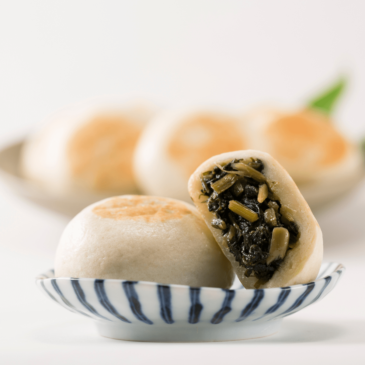 FRESH VEGEE PROCESSING Nagano Taste Oyaki Stuffed Bun Nozawana Greens - TFD (Tokyo Fresh Direct)