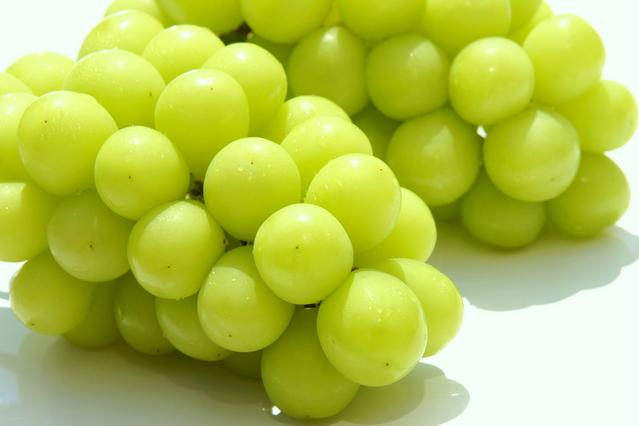 Shine Muscat approx.600g, from Yamanashi/Okayama, Grade A