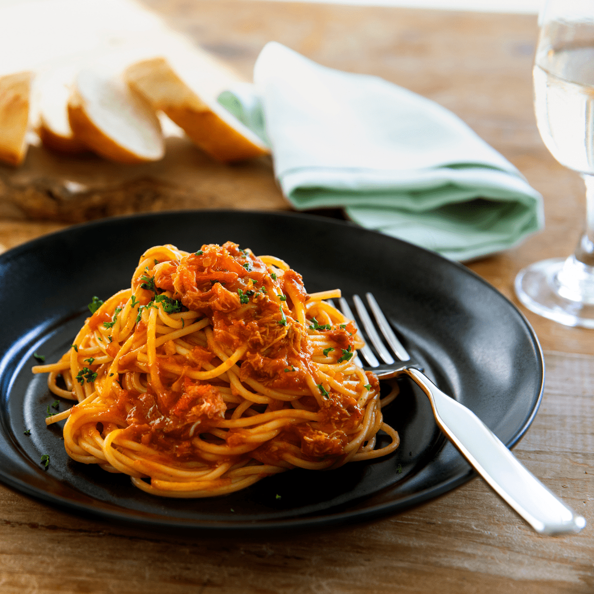 Pietro Yomenya Pasta Sauce Crab & Crab Butter w Tomato - Tokyo Fresh Direct